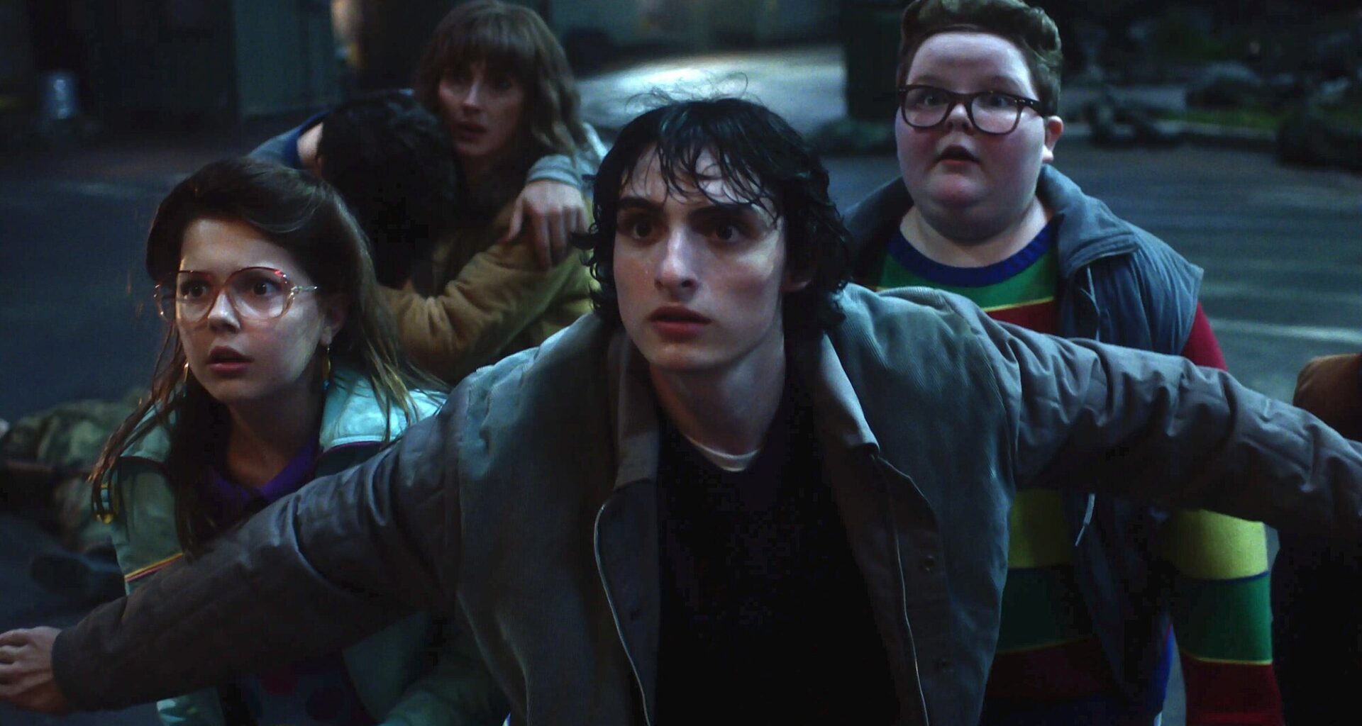 'Stranger Things' lanza el multitudinario póster final de la quinta temporada, con 21 personajes en total