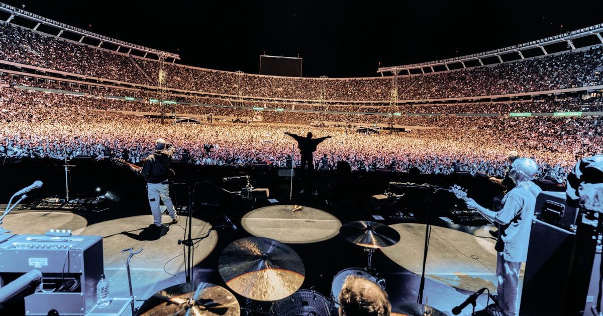 Oasis: el reencuentro que hizo llorar a los hijos de los 90 - elDiarioAR.com