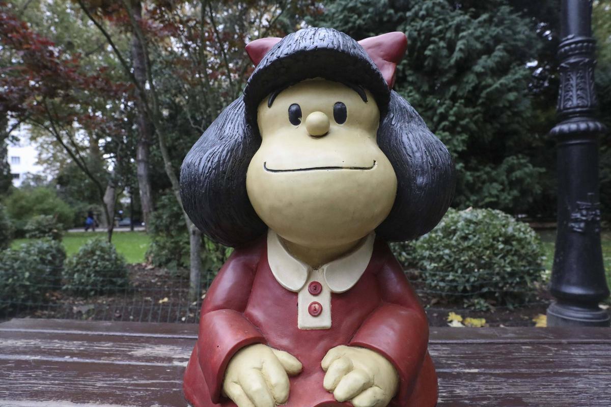 Estatua de Mafalda, en el Campo