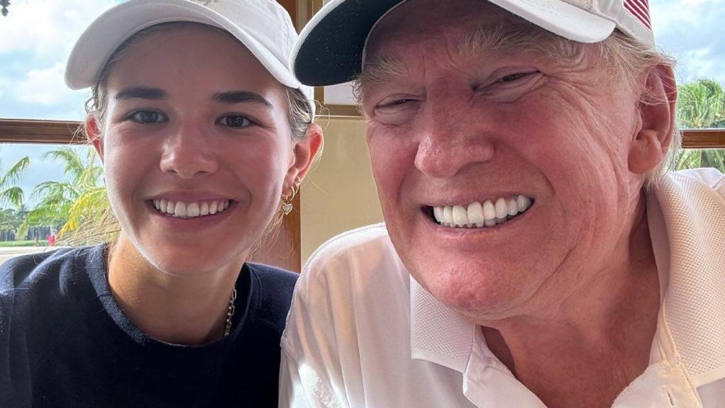 Donald Trump, junto a Kai Trump