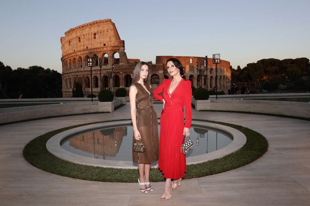 Catherine Zeta Jones y su hija, Carys, en Roma