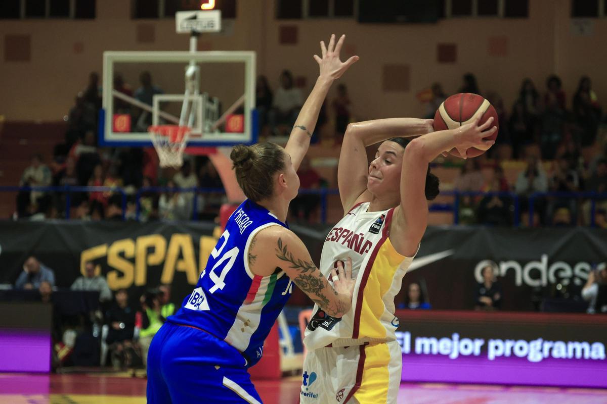 Elena Buenavida durante el España - Italia