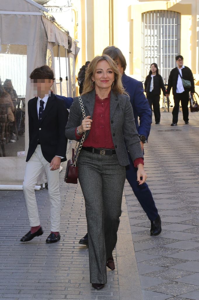 La periodista Sandra Aladro

Leandro Wassaul
FAMOSOS;BAUTIZO;FAMILIA;RIVERA;IGLESIA
28/11/2025