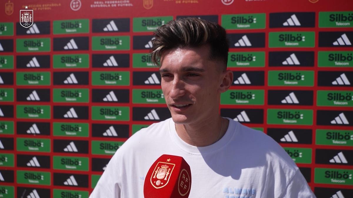 Pepelu en su primer día en la absoluta