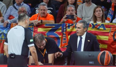 ¿Qué significa firmar el acta bajo protesta? Las consecuencias de la decisión de Scariolo en el Valencia - Real Madrid de Euroliga