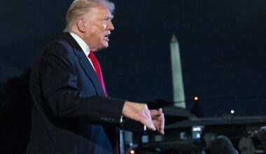 Ocho demócratas se unen a los republicanos para terminar con el mayor cierre de Gobierno en EEUU tras 40 días de bloqueo | Internacional