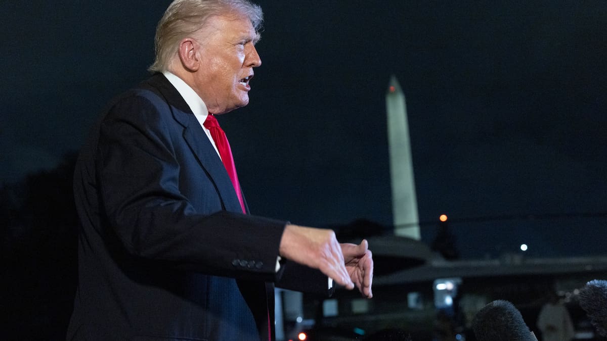 Ocho demócratas se unen a los republicanos para terminar con el mayor cierre de Gobierno en EEUU tras 40 días de bloqueo | Internacional