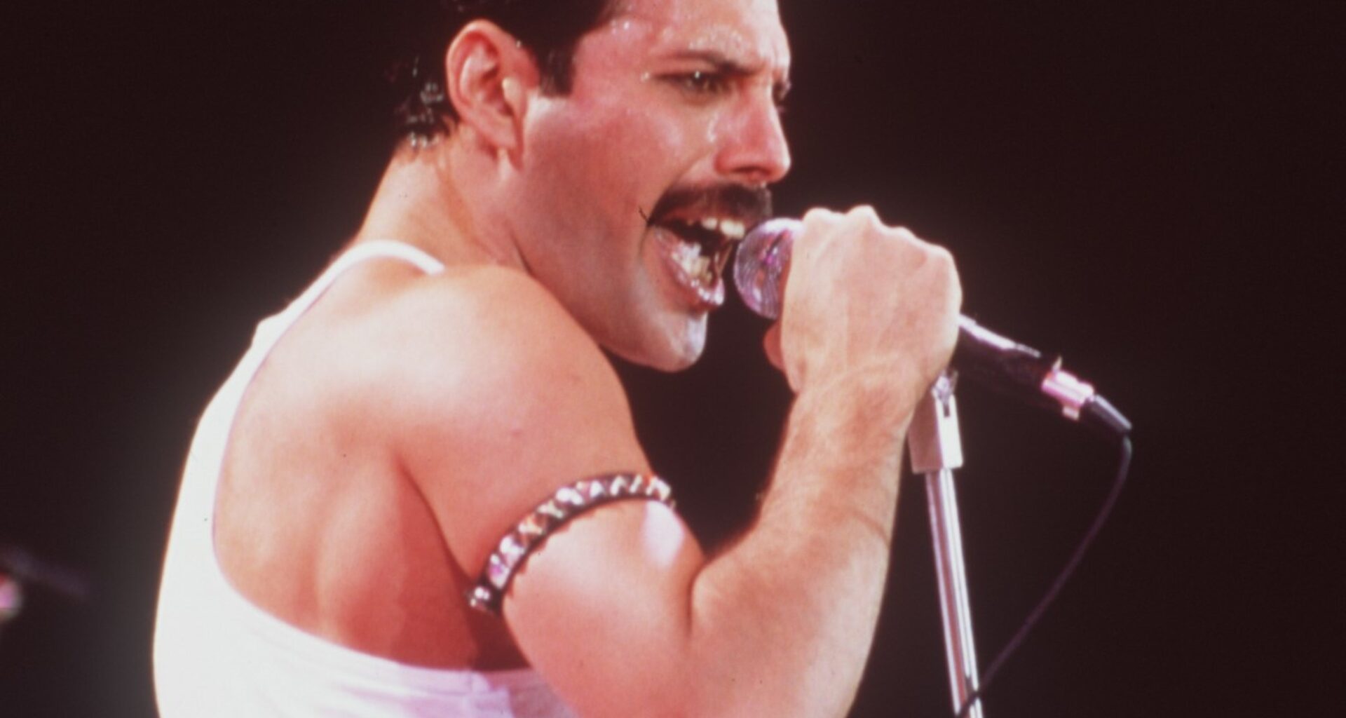 El asistente personal de Freddie Mercury reveló los secretos de Bohemian Rhapsody a 50 años de su éxito: "Tenía miedo cada vez que lo tocaba"
