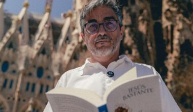 El periodista Jesús Bastante: «La beatificación de Gaudí está bastante cerca»
