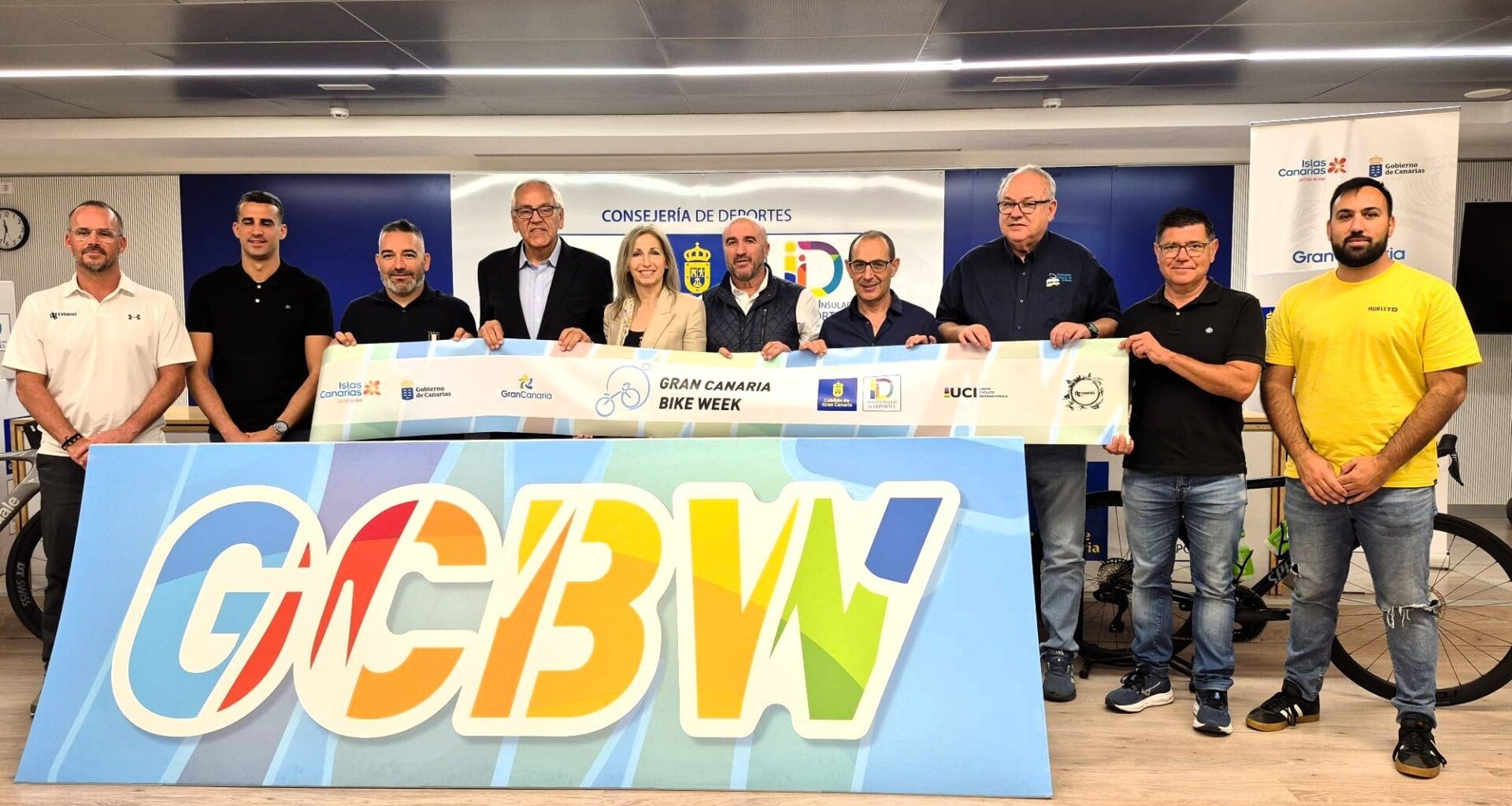 Pogacar bendice una Gran Canaria Bike Week de récord