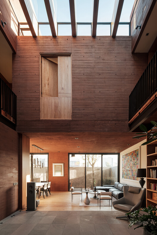Casa de una Escritora / em-estudio - Fotografía interior, Madera