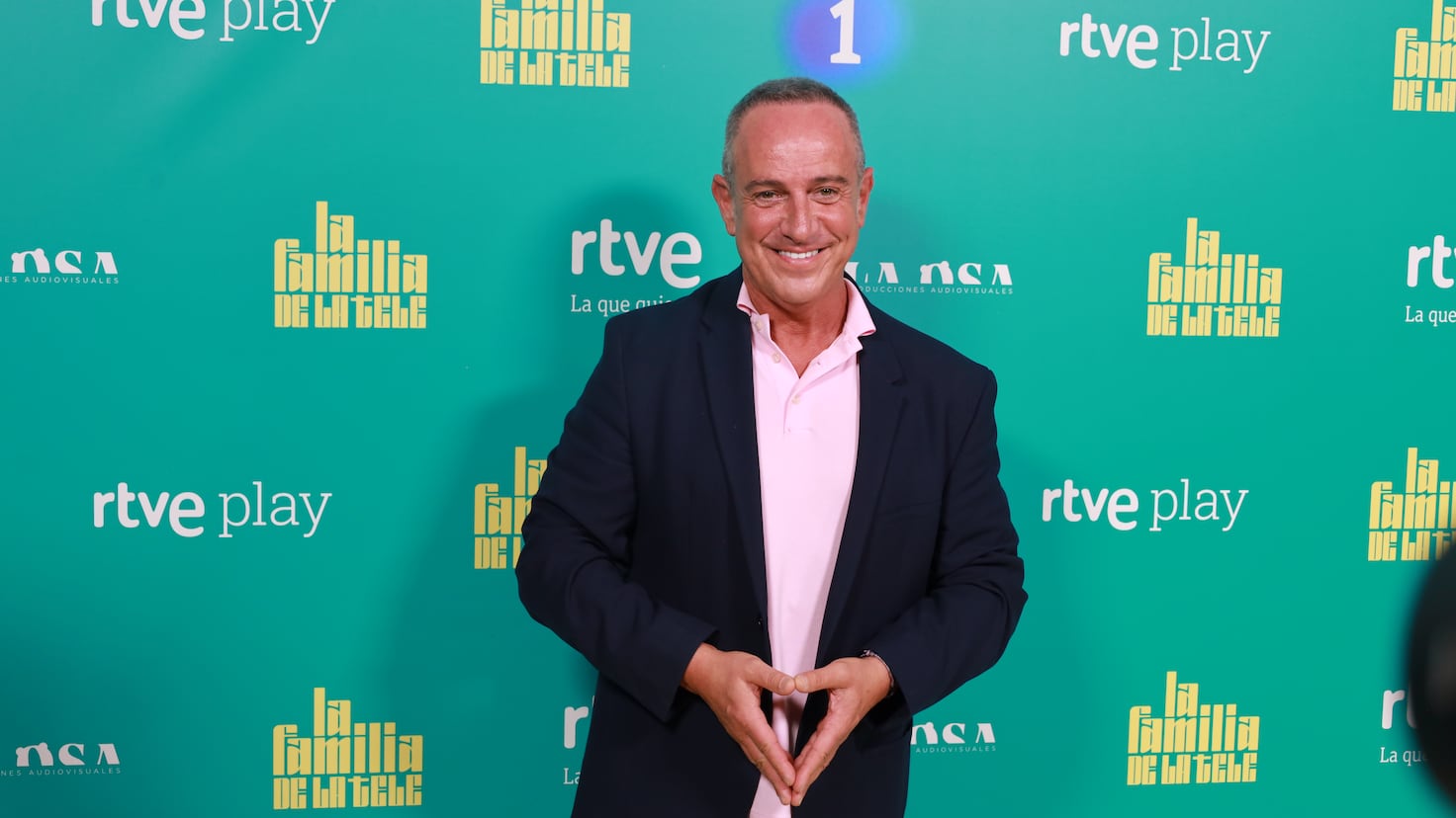 Víctor Sandoval: “En ‘La familia de la tele’ no me vi como un cero a la izquierda, sino como un menos uno”