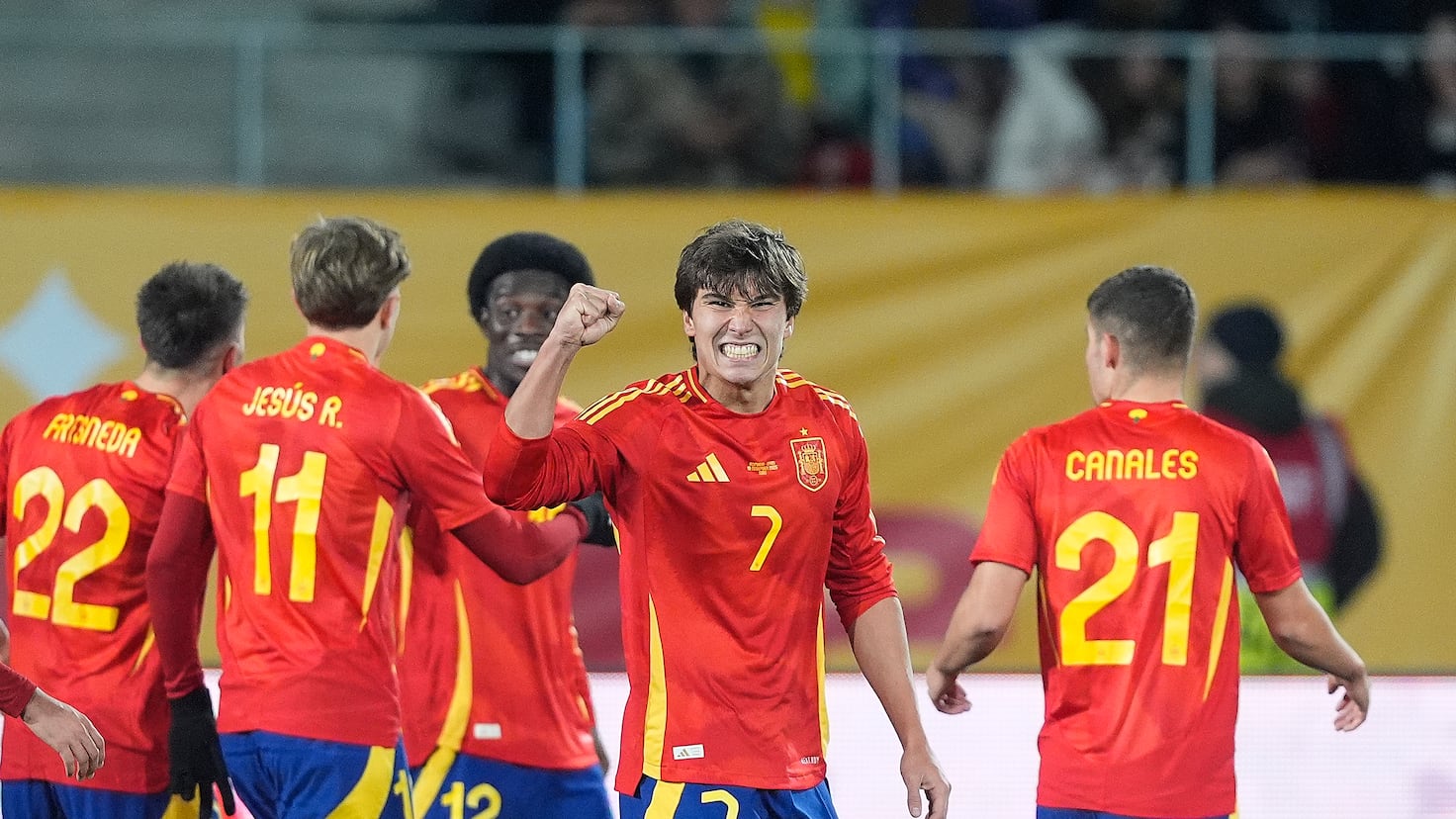 Debate en directo con AS: ¿A quién debería llamar Luis de la Fuente para el Mundial? ¿Por qué? - Diario AS