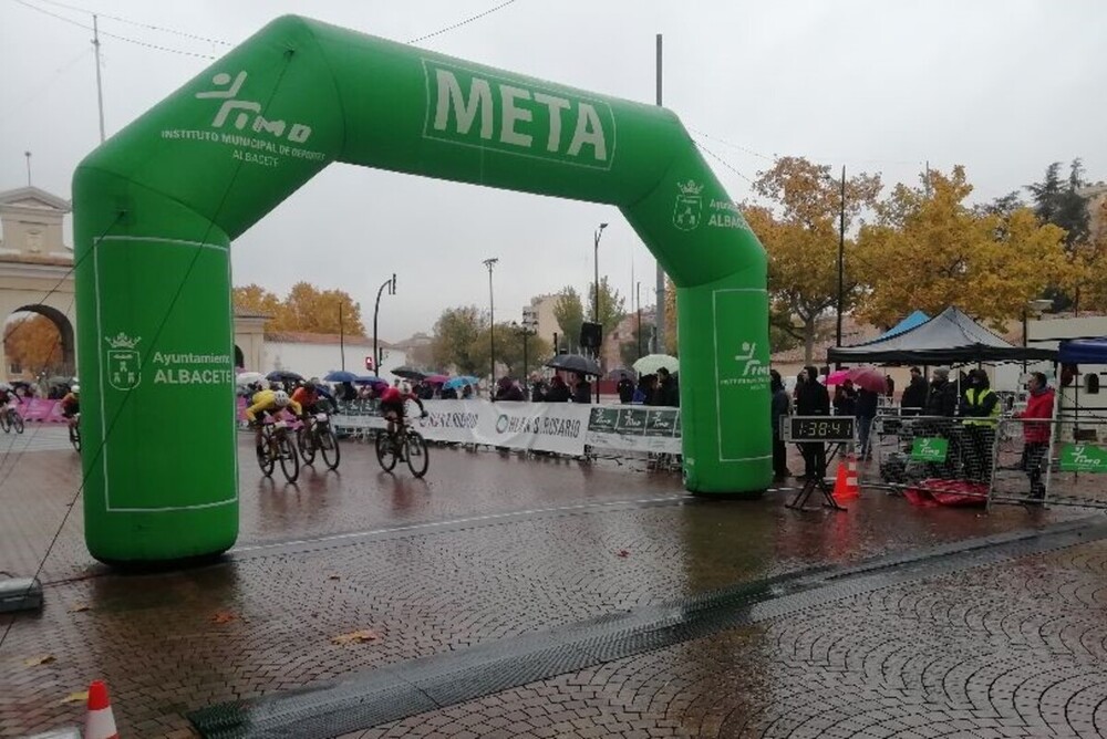 Juan González y Almudena Jiménez se impusieron en Albacete