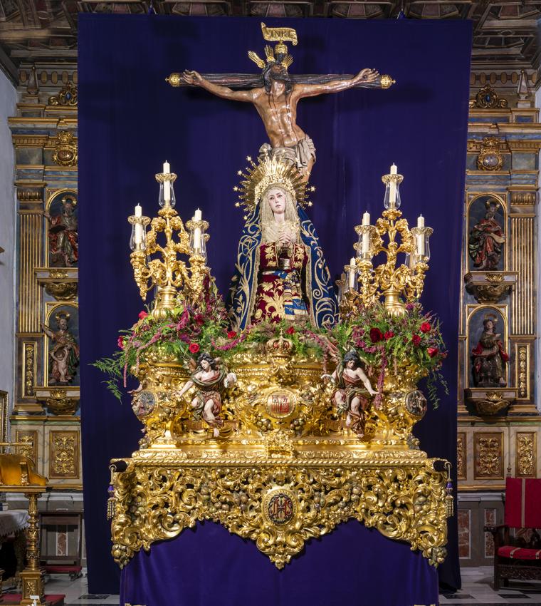 El Stabat Mater del Museo, dispuesto en el paso para su próxima salida extraordinaria por el 450 aniversario de la hermandad