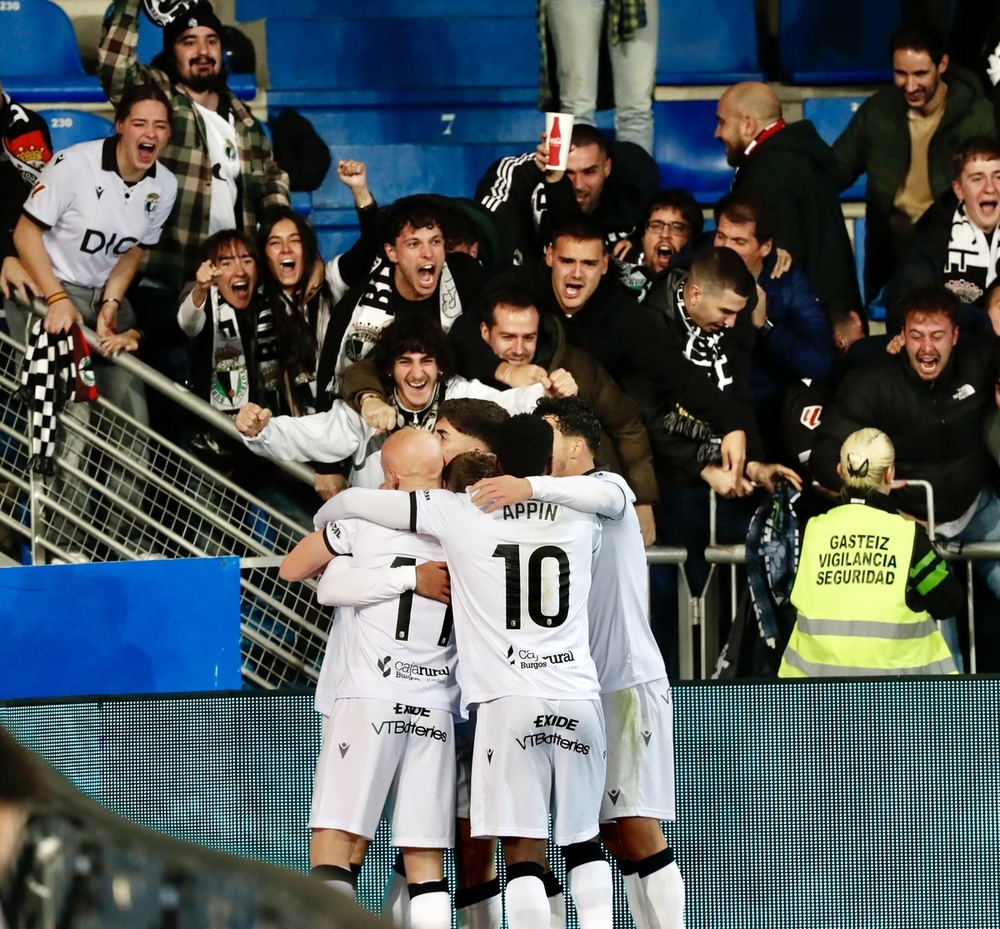 El Burgos CF se lleva el derbi ante el Mirandés en Mendizorroza