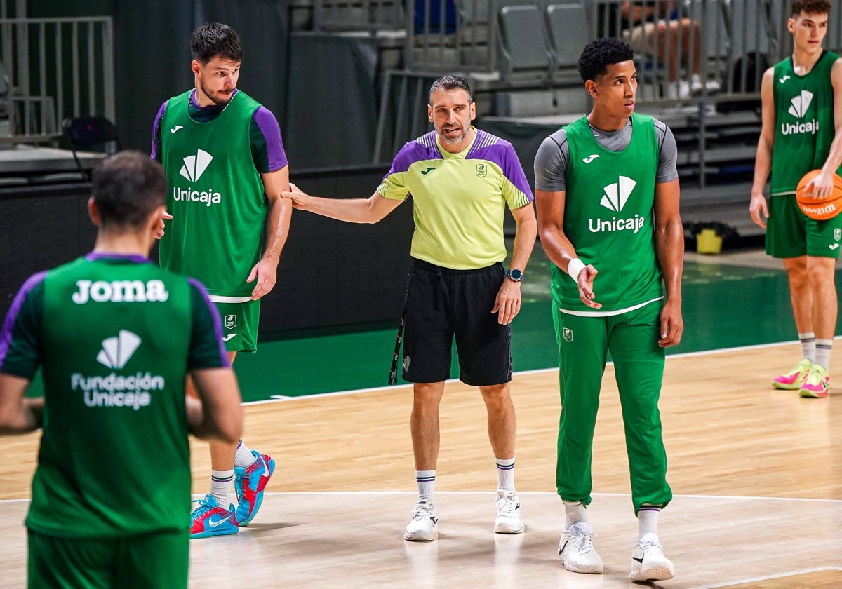 El Unicaja observa con preocupación la próxima ventana de selecciones