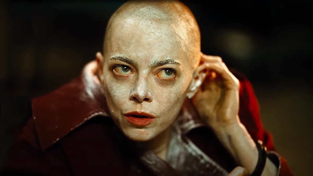 ‘Bugonia’: el sugestivo y retorcido cine de Lanthimos se adentra en la ‘conspiranoia’ | Cine: estrenos y críticas