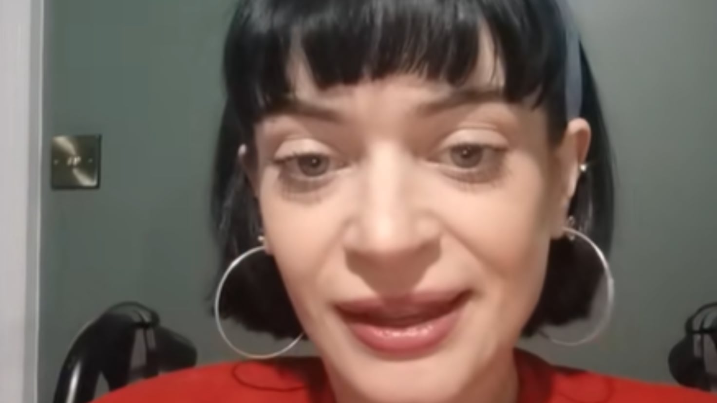 La actriz Ruth Codd sufre la amputación de su segunda pierna a los 29 años