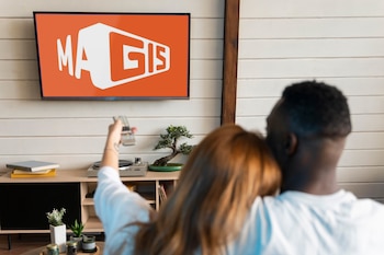 Plataformas piratas como Magis TV