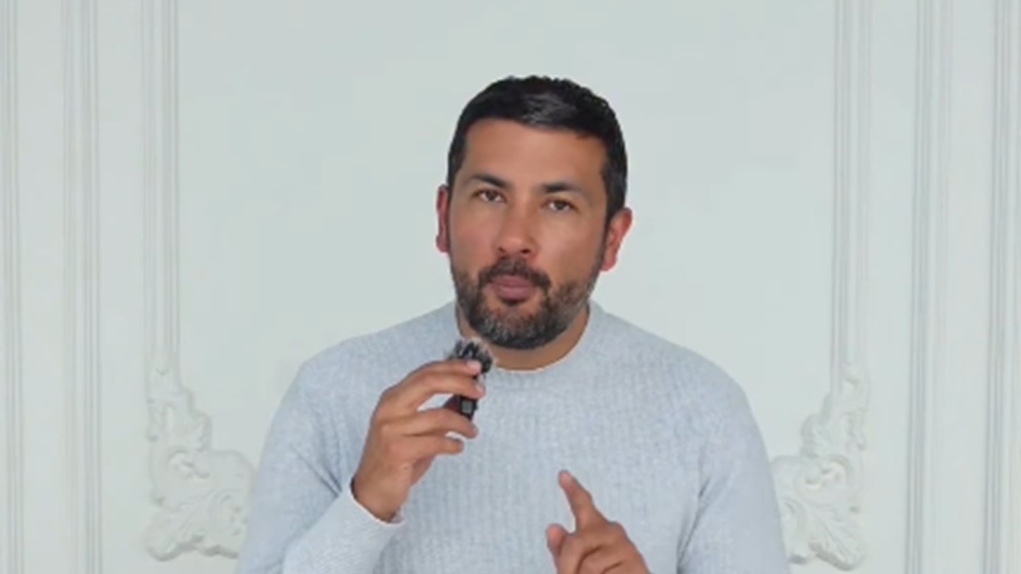 Cristian Mera, interiorista: “El negro mate más nogal es lujoso, sobrio y con presencia”