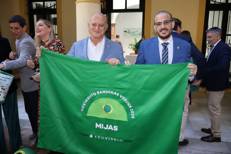 Mijas recoge la Bandera Verde tras lograr la mayor puntuación jamás alcanzada en España – Ayuntamiento de Mijas