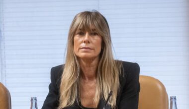 Cuatro testigos aseguran que Begoña Gómez registró el dominio de su cátedra y firmó pliegos siguiendo las normas de la Complutense | Tribunales
