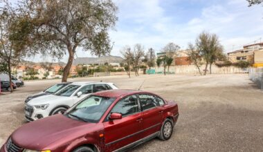 El Ayuntamiento de Elda habilita a partir de hoy el aparcamiento de la antigua fábrica de Emérito Maestre de manera provisional para dar cabida a más de 90 vehículos