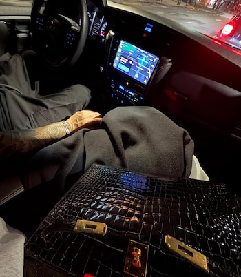 Nara y su pareja compartiendo