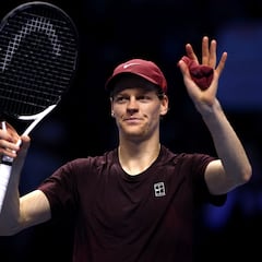 Sinner pasa a las semifinales como primero de grupo 