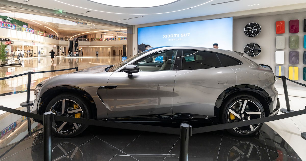 La muerte de un empleado expone el alto costo humano del auge eléctrico de Xiaomi