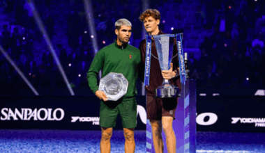 Jannik Sinner y Carlos Alcaraz en la pasada final de Turín. Fuente: Getty