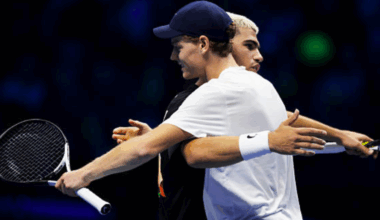 Carlos Alcaraz y Jannik Sinner entrenando en Turín. Fuente: Getty