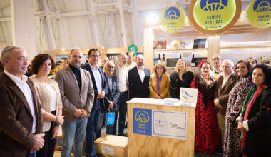 La Diputación de Huelva promociona los caminos desde Huelva hacia Santiago de Compostela en la feria Fairway 2025