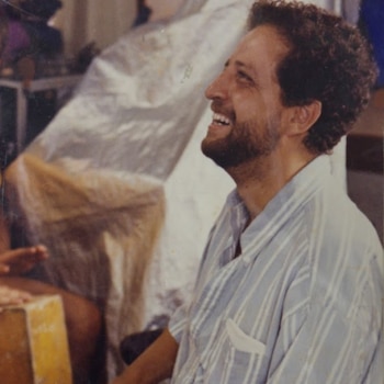 "Nueve Auras" explora la trayectoria