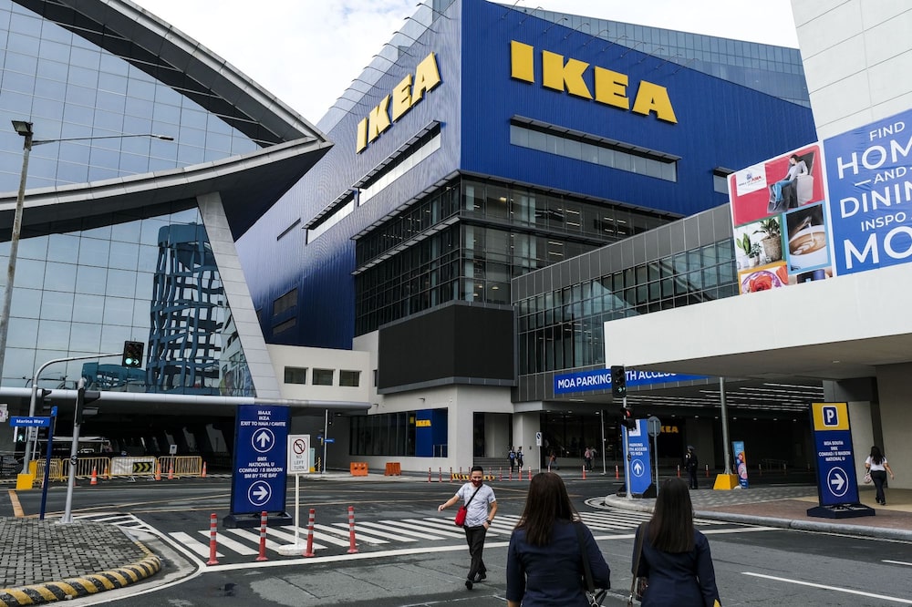 Inter IKEA Group reportó una caída del 26% en su beneficio operativo anual, hasta los €1.700 millones, pese a un aumento del 6% en volumen de ventas.