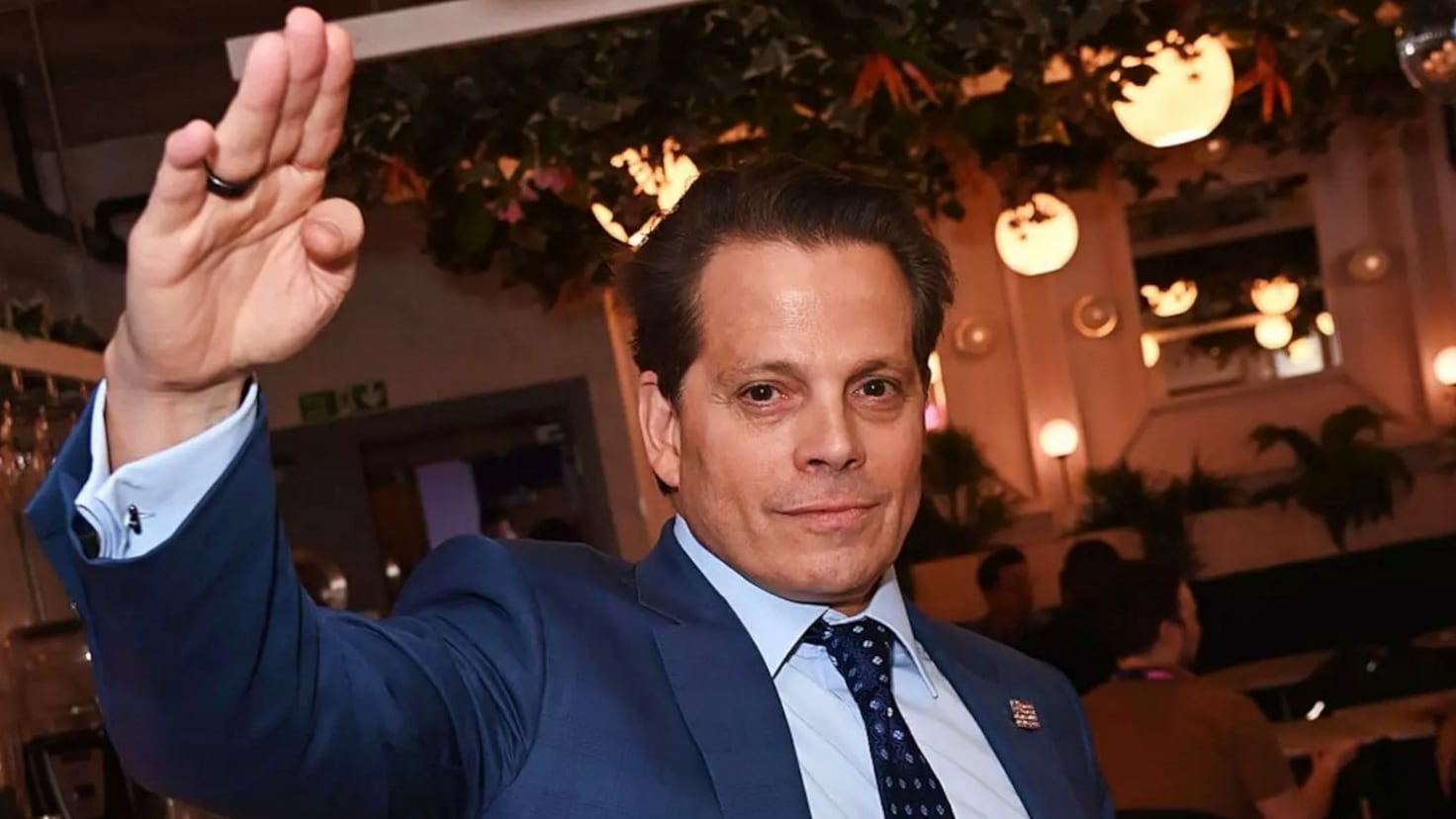 Un padre compró acciones de Microsoft en 1992 para su hijo, aunque se olvidó de ellas: tres décadas después no puede creer lo que ha ocurrido