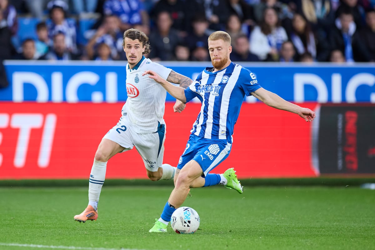 La mejor versión de la temporada le sirve al Alavés para tumbar al Espanyol | Fútbol | Deportes