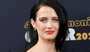 ‘Miércoles’ ficha a una famosa ‘chica Bond’ para interpretar a uno de los personajes más importantes de la temporada 3