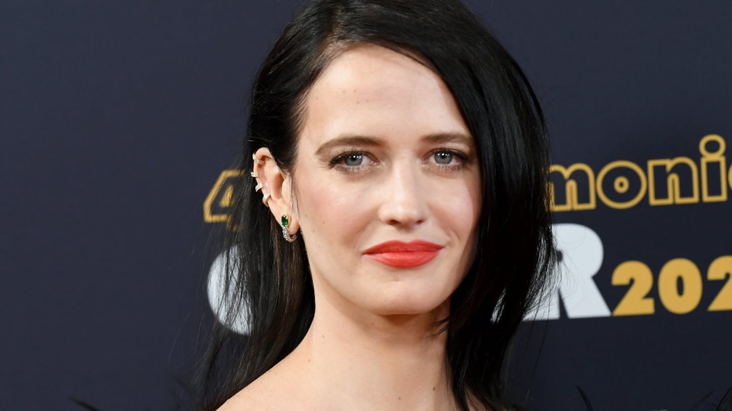 ‘Miércoles’ ficha a una famosa ‘chica Bond’ para interpretar a uno de los personajes más importantes de la temporada 3