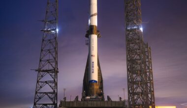 El nuevo cohete New Glenn de Blue Origin, de Bezos, despega en misión de la NASA