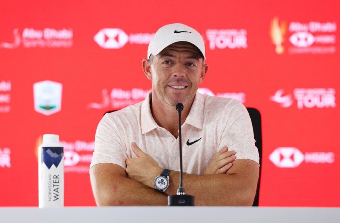 Rory McIlroy considera “peculiar” el cambio de LIV Golf a 72 hoyos y cuestiona su impacto real