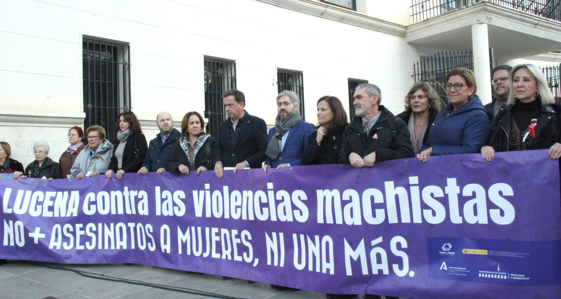 Lectura del manifiesto por el 25N