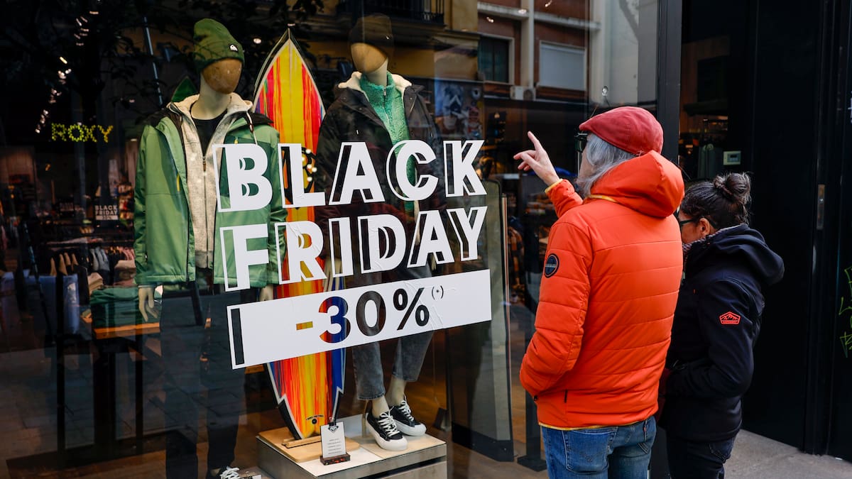 Más de 200 euros se gastarán de media los aragoneses en el Black Friday | Economía y negocios
