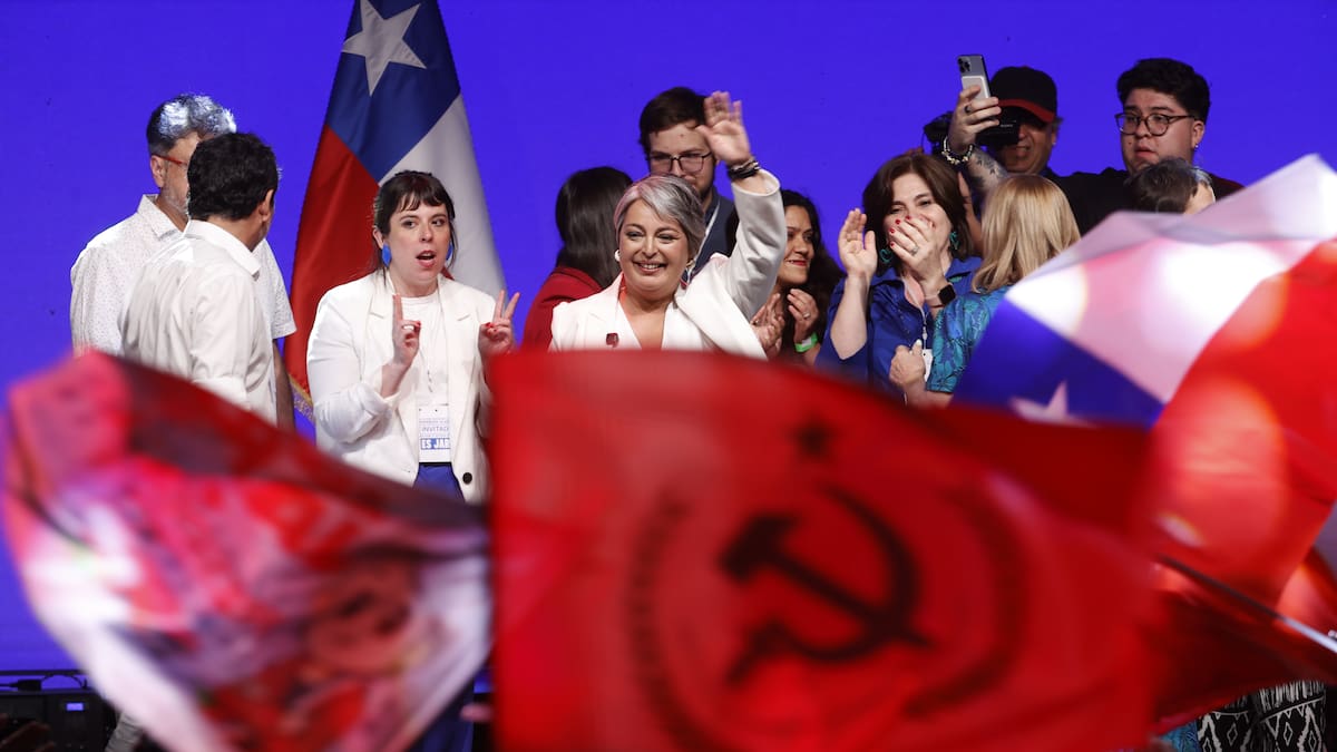 La izquierdista Jeannette Jara y el ultraderechista José Antonio Kast irán a la segunda vuelta de las presidenciales en Chile | Internacional