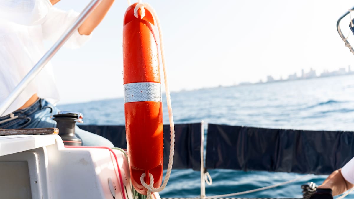 Rescate agónico en La Palma: dos mujeres de 86 y 61 años atrapadas en una boya en alta mar | Sociedad