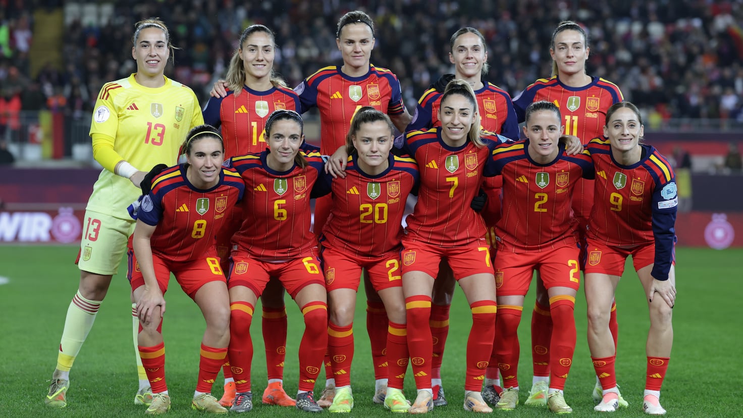 Aprobados y suspensos de la Selección: salvadas por la campana, Cata y Paredes