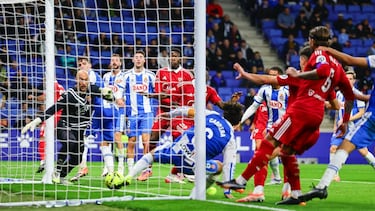 El Espanyol alcanza al Betis, el Sevilla lo lamenta antes del derbi