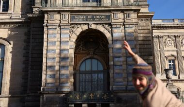 Un informe de 2018 advirtió del riesgo de acceso al balcón del Louvre por donde entraron los ladrones