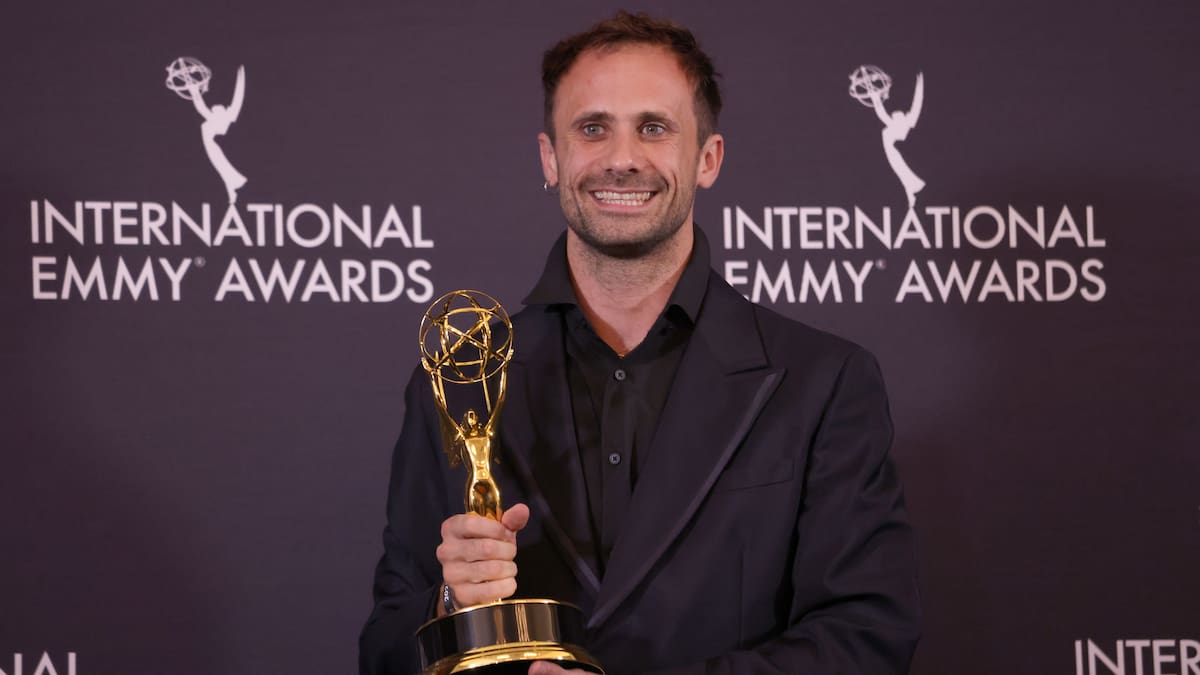 Oriol Pla hace historia al ganar el Emmy Internacional a mejor actor por su papel en 'Yo, adicto' | El cine en la SER